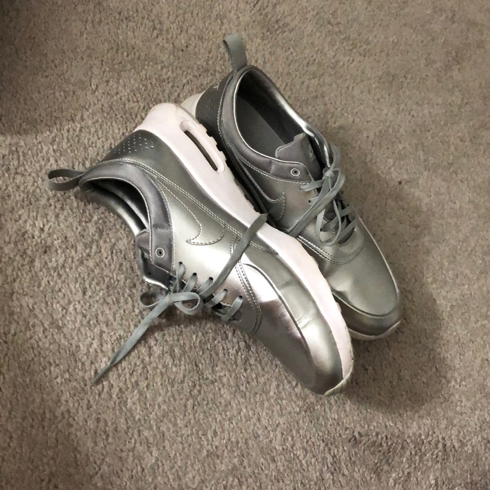 Women’s Silver Air Max sz10
